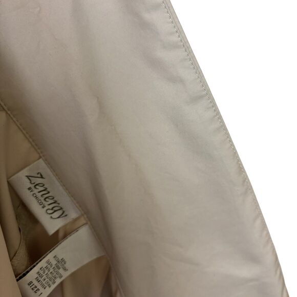 Chico's Zenergy Cream Full Zipper Light Jacket Studded Pckt Women's Small Size 1 - Picture 5 of 5
